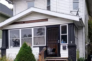534 Douglas St, Akron, OH 44307 - Photo 1