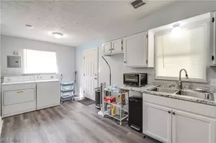 1022 Merton Ave, Akron, OH 44306 - Photo 7