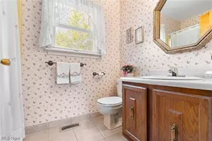 1821 Kingsley Ave, Akron, OH 44313 - Photo 15