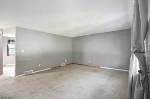 1718 Woodlawn Ave NW, Canton, OH 44708 - Photo 7