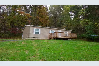 17557 McKee Hill Road, Frazeysburg, OH 43822 - Photo 1