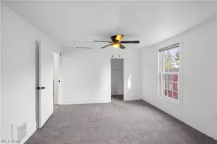 655 E Erie Ave, Lorain, OH 44052 - Photo 25