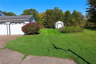 108 Country Pl, Grafton, OH 44044 - Photo 9