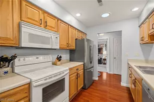 1716 Deermeadow Ct, Ashland, OH 44805 - Photo 9