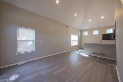 3718 Minster Court, Loveland, OH 44105 - Photo 3