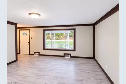 3843 Globe Avenue, Lorain, OH 44055 - Photo 3