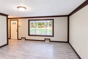 3843 Globe Ave, Lorain, OH 44055 - Photo 3