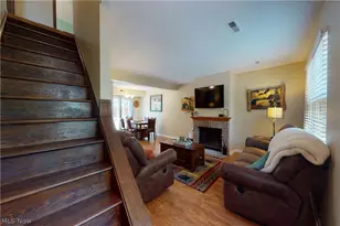 8785 Eastbrook Cir, Chagrin Falls, OH 44023 - Photo 23