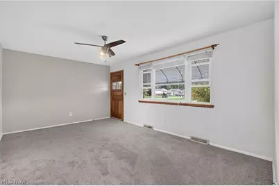 972 Rosewood Drive, Elyria, OH 44035 - Photo 5
