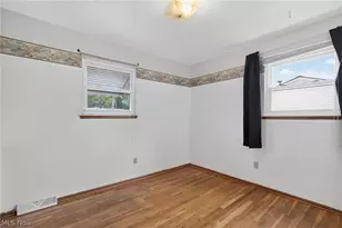 972 Rosewood Dr, Elyria, OH 44035 - Photo 17