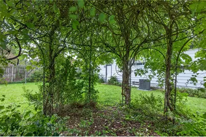 972 Rosewood Drive, Elyria, OH 44035 - Photo 31