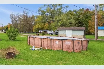 235 E Lincoln Street, New Lexington, OH 43764 - Photo 3