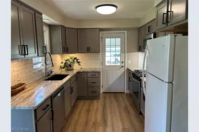 2390 Eastport Drive, Akron, OH 44312 - Photo 11
