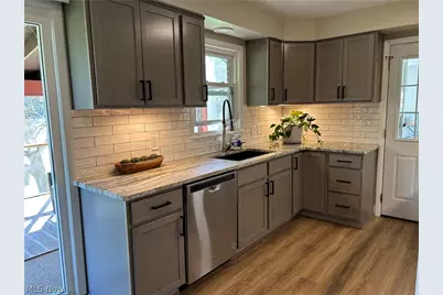 2390 Eastport Drive, Akron, OH 44312 - Photo 9