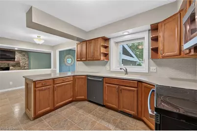 2180 N Revere Road, Akron, OH 44333 - Photo 13