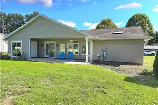 6215 Southview Dr, Nashport, OH 43830 - Photo 3