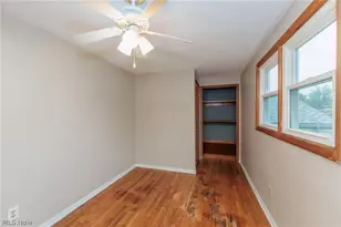 916 West Dr, Sheffield Lake, OH 44054 - Photo 23