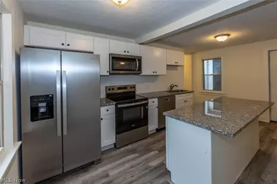 4213 Bridge Avenue, Loveland, OH 44113 - Photo 7