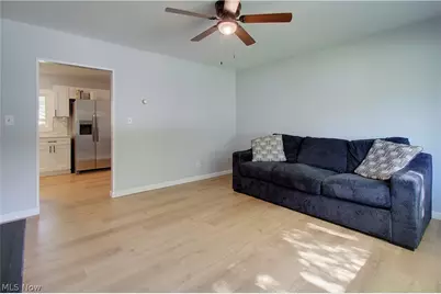 477 Linwood Drive, Alliance, OH 44601 - Photo 7
