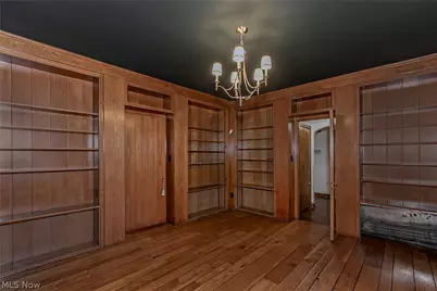 18420 Shelburne Road, Huber Heights, OH 44118 - Photo 11