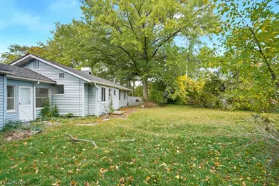 17710 Rookhill Circle, Loveland, OH 44112 - Photo 3