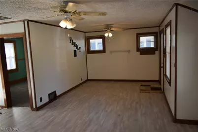 811 Grandview Avenue, Coshocton, OH 43812 - Photo 7