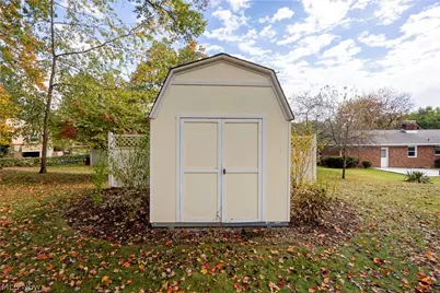 2207 Robinhood Drive, Wooster, OH 44691 - Photo 3