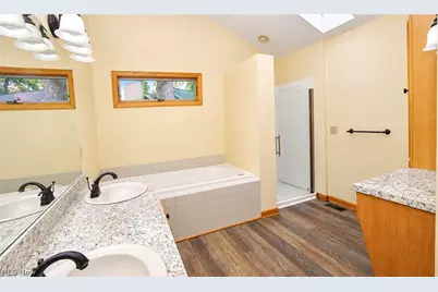 835 Lehigh Avenue, Cuyahoga Falls, OH 44221 - Photo 39