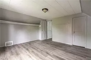 904 Work Dr, Akron, OH 44320 - Photo 21