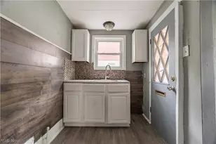 904 Work Dr, Akron, OH 44320 - Photo 15