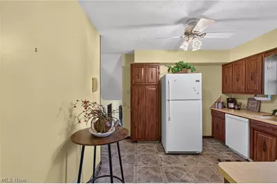 7447 Jimmie Street SW, Massillon, OH 44646 - Photo 15