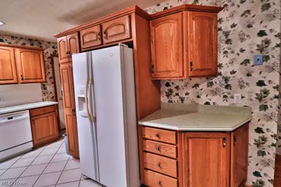 1890 Adams Street, Coshocton, OH 43812 - Photo 19