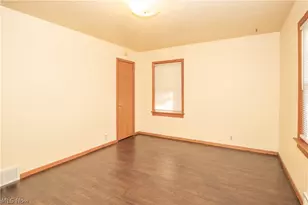 364 25th St NW, Massillon, OH 44647 - Photo 13