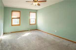 498 Herbert Rd, Akron, OH 44312 - Photo 27