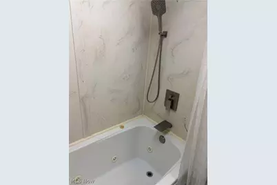 1805 Ronald Road, Akron, OH 44312 - Photo 9