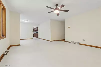 5758 Dailey Road, New Franklin, OH 44319 - Photo 9