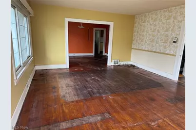97 W Oxford Street, Alliance, OH 44601 - Photo 3