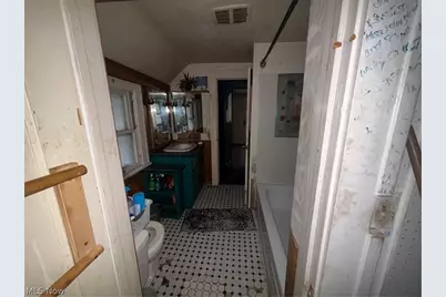 854 Keeney Street, Akron, OH 44310 - Photo 19