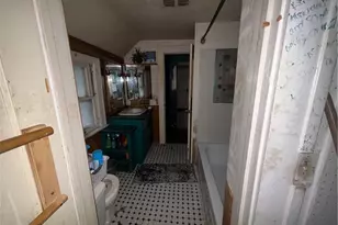 854 Keeney St, Akron, OH 44310 - Photo 19