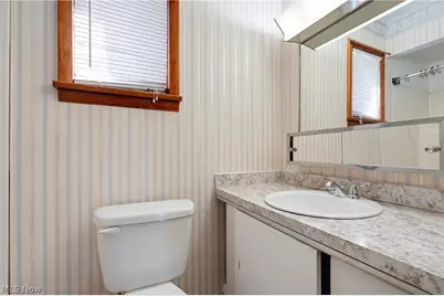 796 Indian Trail, Akron, OH 44314 - Photo 11