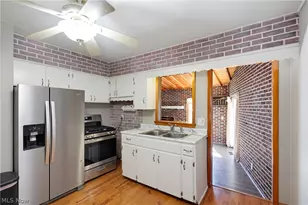 796 Indian Trail, Akron, OH 44314 - Photo 5
