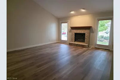 10258 Mayapple Place, Grandview Heights, OH 44147 - Photo 13