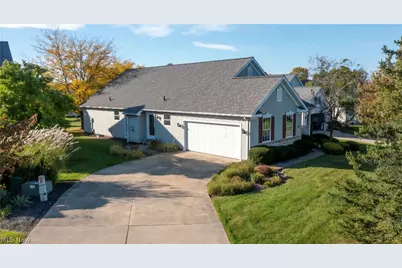 10258 Mayapple Place, Grandview Heights, OH 44147 - Photo 1