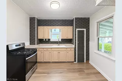 4202 Gifford Avenue, Loveland, OH 44109 - Photo 9