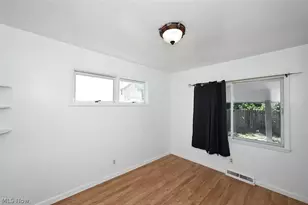 260 E York St, Akron, OH 44310 - Photo 25