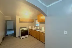 973 Whittier Ave, Akron, OH 44320 - Photo 3