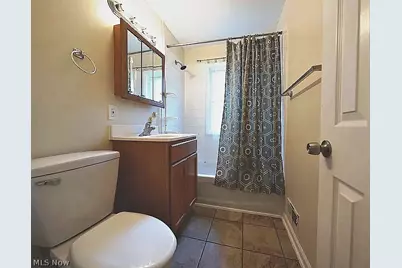 16913 Lotus Drive, Loveland, OH 44128 - Photo 3