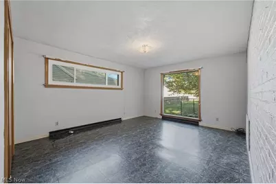 1315 Grove Street NE, Canton, OH 44721 - Photo 17