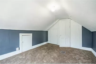 757 Baird Street, Akron, OH 44306 - Photo 27