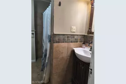 213 N 8th Street, Cambridge, OH 43725 - Photo 13